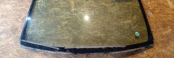 Dodge Caliber Front windscreen/windshield window 