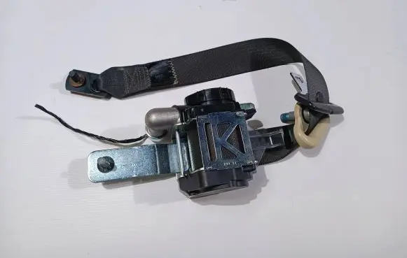 Ford Flex Front seatbelt AE8374612D65AC1FR7