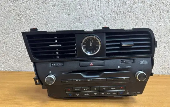 Radio/CD/DVD/GPS head unit