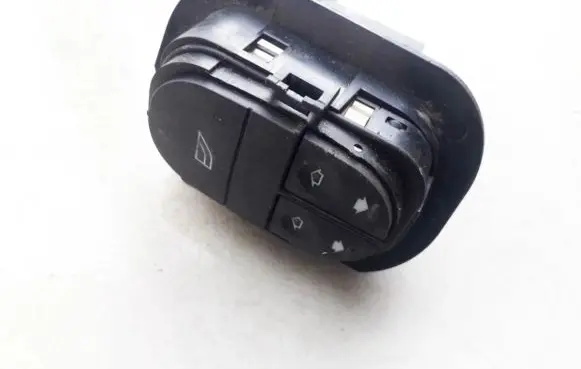 Ford Mondeo MK I Electric window control switch 03160400
