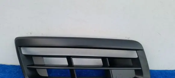 Audi Q7 4L Front bumper lower grill