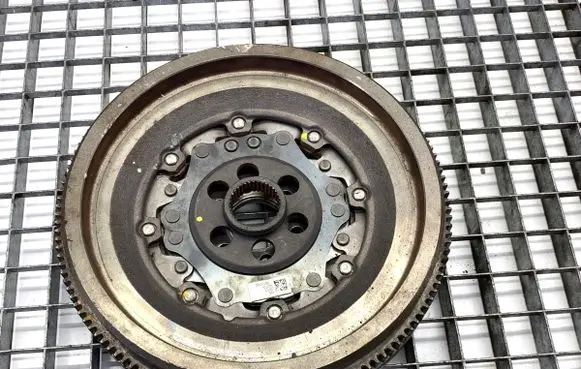 Skoda Kodiaq Dual mass flywheel 05E105266D