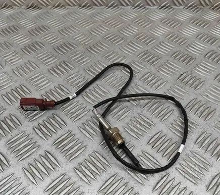 Volkswagen Transporter - Caravelle T6 Oil temperature sensor 04L906088KQ
