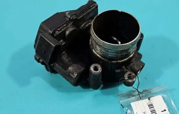 Volkswagen PASSAT B6 Throttle body valve 03L128063D IMPRK1603211