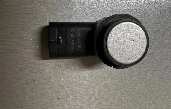 Volvo V70 Parking PDC sensor 31270913 9G9215K859DAW 1810101952