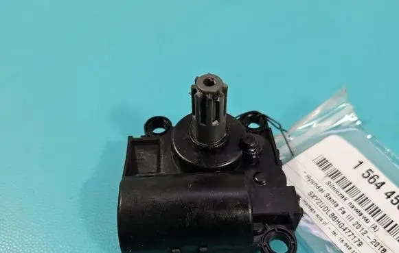Hyundai Santa Fe A/C air flow flap actuator/motor D332JY9AA05 IMPRK1564456