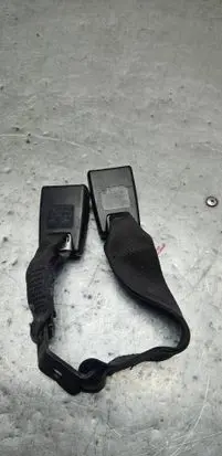 BMW 1 E81 E87 Rear seatbelt buckle 9117251 25032007 03854000