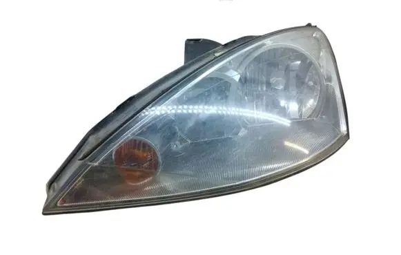 Ford Focus Headlight/headlamp