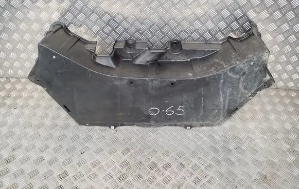 Toyota bZ4X Center/middle under tray cover 5816742020