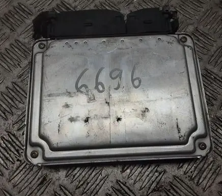 Volkswagen Golf IV Engine control unit/module 0261207189 036906032L 26SA7572