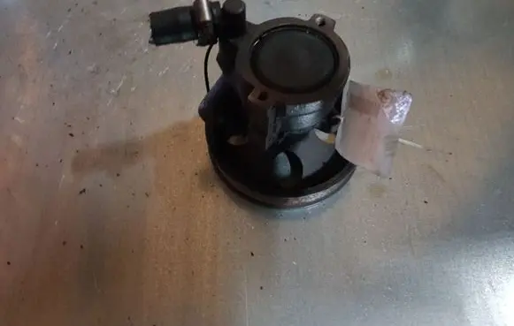 Opel Astra G Power steering pump