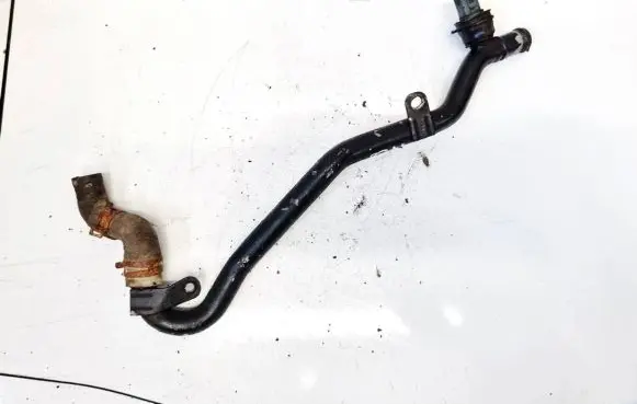 Volkswagen Tiguan Engine coolant pipe/hose 5N0121065