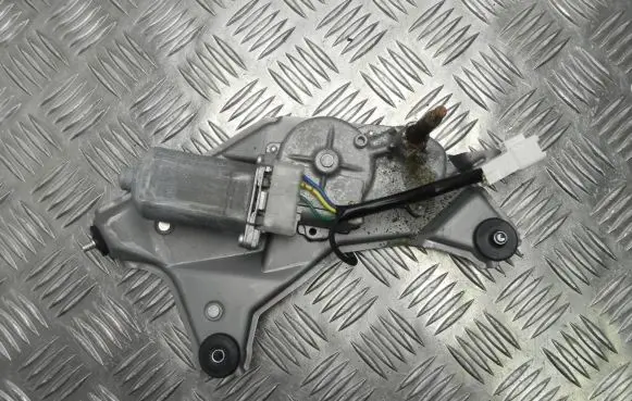 Toyota Prius (XW20) Wiper motor 8513047010 V750