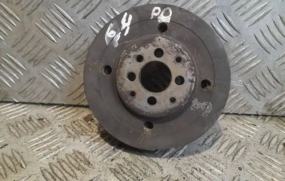 Volkswagen Golf IV Crankshaft pulley 038105243
