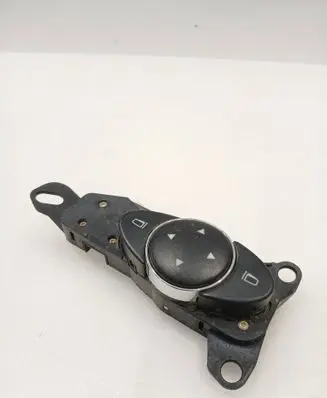Mercedes-Benz E W211 Wing mirror switch 2118212451