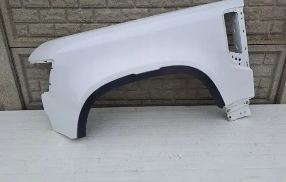 Land Rover Defender Front wheel arch liner splash guards
