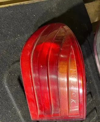 Mercedes-Benz E W210 Rear/tail lights 197041L