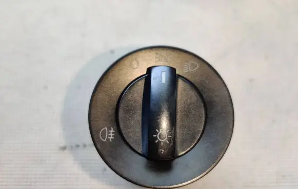 Volkswagen Transporter - Caravelle T5 Light switch 6Q0941531B Q1BT2996