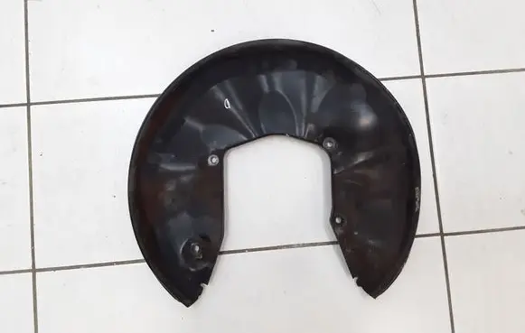 Audi A6 S6 C6 4F Rear brake disc plate dust cover 