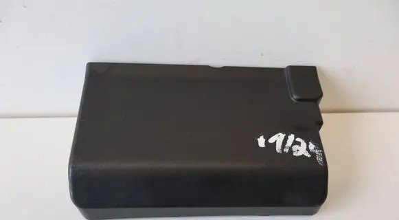 Volvo V40 Cross country Battery box tray cover/lid 31328974