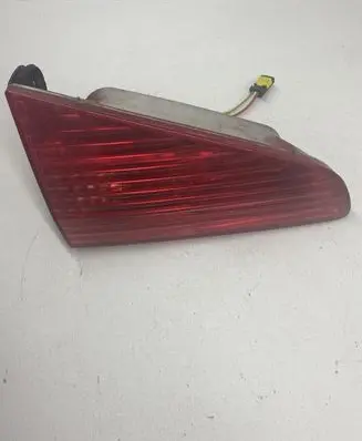 Peugeot 607 Tailgate rear/tail lights 2543