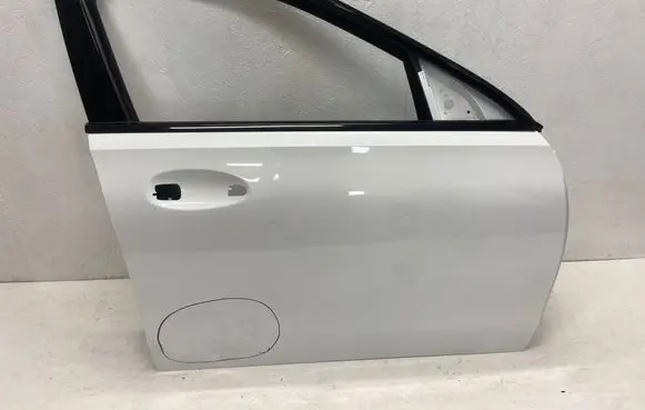 Mercedes-Benz C W206 Front door A2067228000