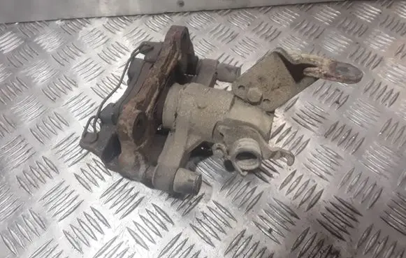 Nissan Primera Rear brake caliper