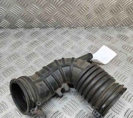 Hyundai Kona I Air intake duct part 28139J9550 28130J9550