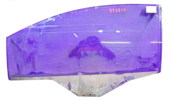 Ford Ka Front door window glass four-door 