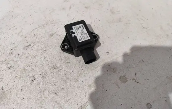 Audi A6 S6 C6 4F ESP acceleration yaw rate sensor 4F0907637 0265005278 0028261