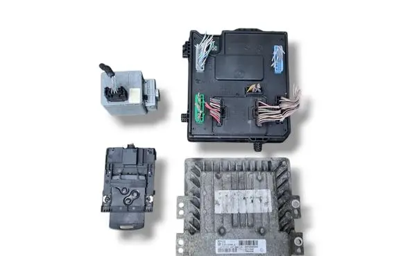 Renault Scenic III - Grand scenic III Engine ECU kit and lock set S180153104A 237102426R