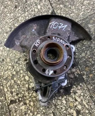 Opel Signum Front wheel hub