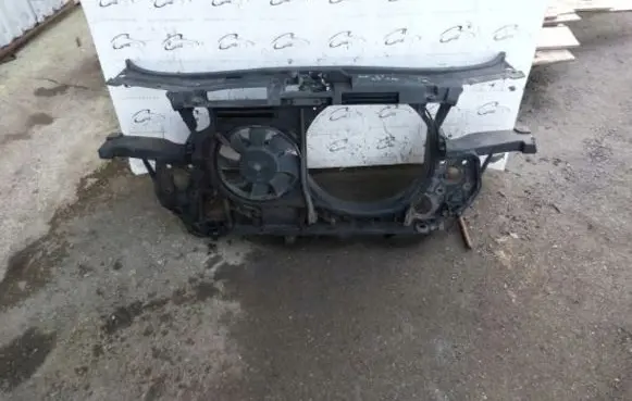 Audi A6 S6 C5 4B Radiator support slam panel bracket 