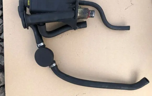 Renault Kangoo I Oil breather separator 8200082486