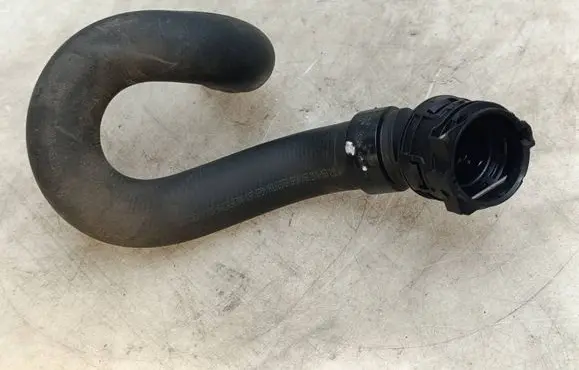Opel Corsa F Engine coolant pipe/hose 9823496380
