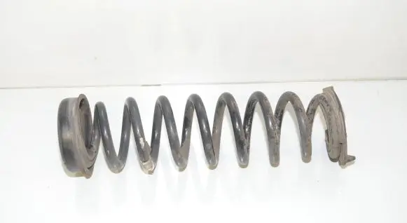 BMW 2 F22 F23 Rear coil spring 6853129 33536853129