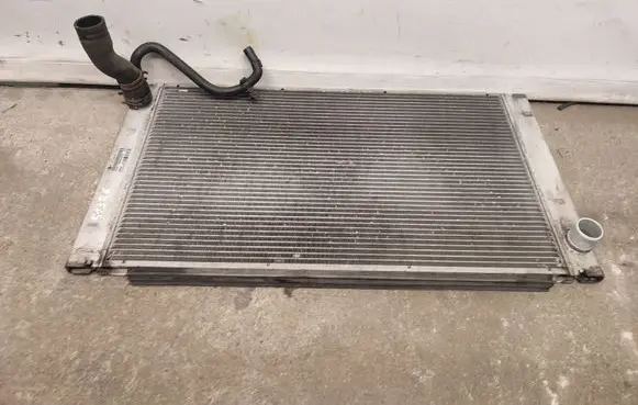 Mini One - Cooper Coupe R56 Coolant radiator 275127504