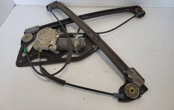 BMW 7 E38 Front door window regulator with motor 51338125202