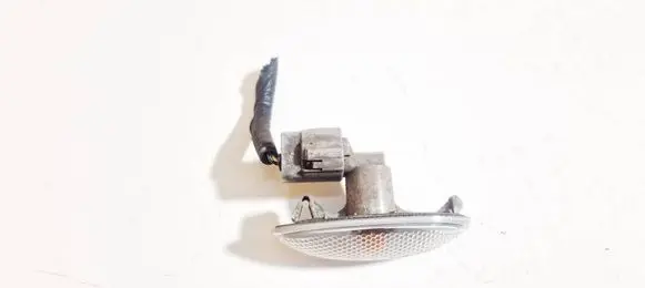 Toyota Auris 150 Front fender indicator light 