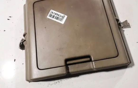 Chrysler Voyager Glove box 1107563