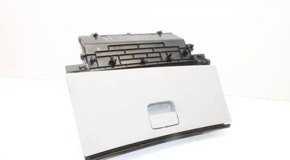 Honda CR-Z Glove box