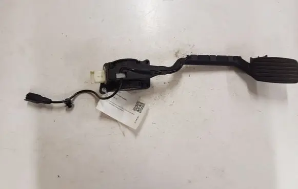 Peugeot 607 Accelerator throttle pedal 9651510780