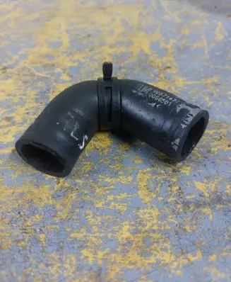 Opel Meriva A Breather hose/pipe 90571474