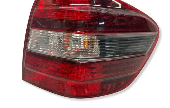 Mercedes-Benz ML W164 Rear/tail lights 404102R