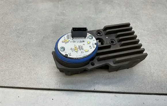 Opel Mokka X LED ballast control module 