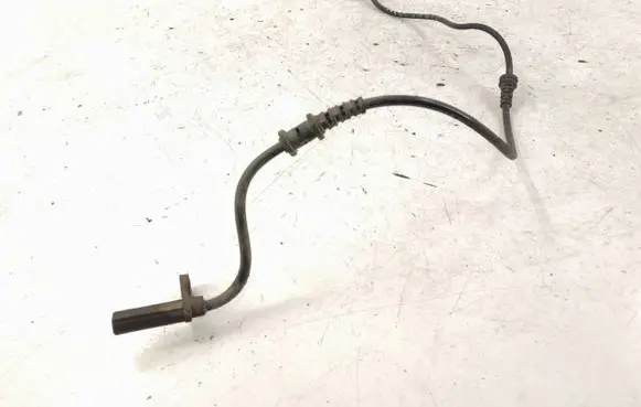 Mercedes-Benz C W204 ABS brake wheel speed sensor A2045400117 2045400117