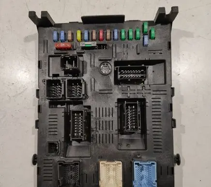 Peugeot 607 Comfort/convenience module 9660105680