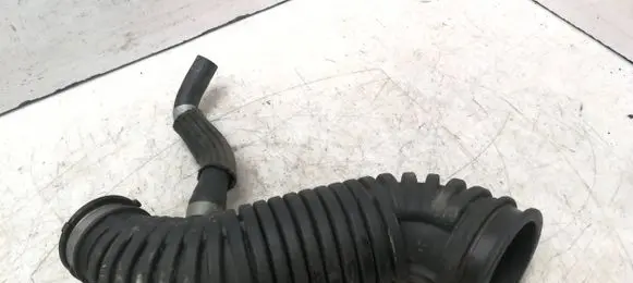 KIA Sportage Air intake hose/pipe 28130D3100