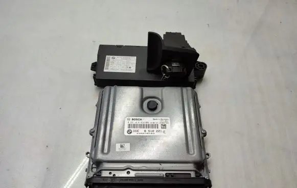 BMW 3 E90 E91 Engine ECU kit and lock set 8510221 0281016838 9226238