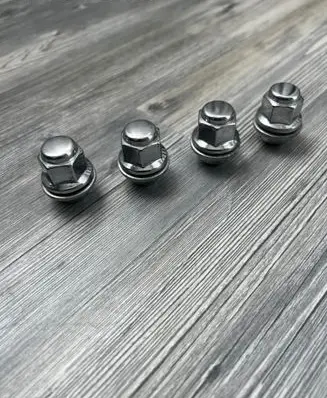 Toyota Yaris Cross Nuts/bolts 